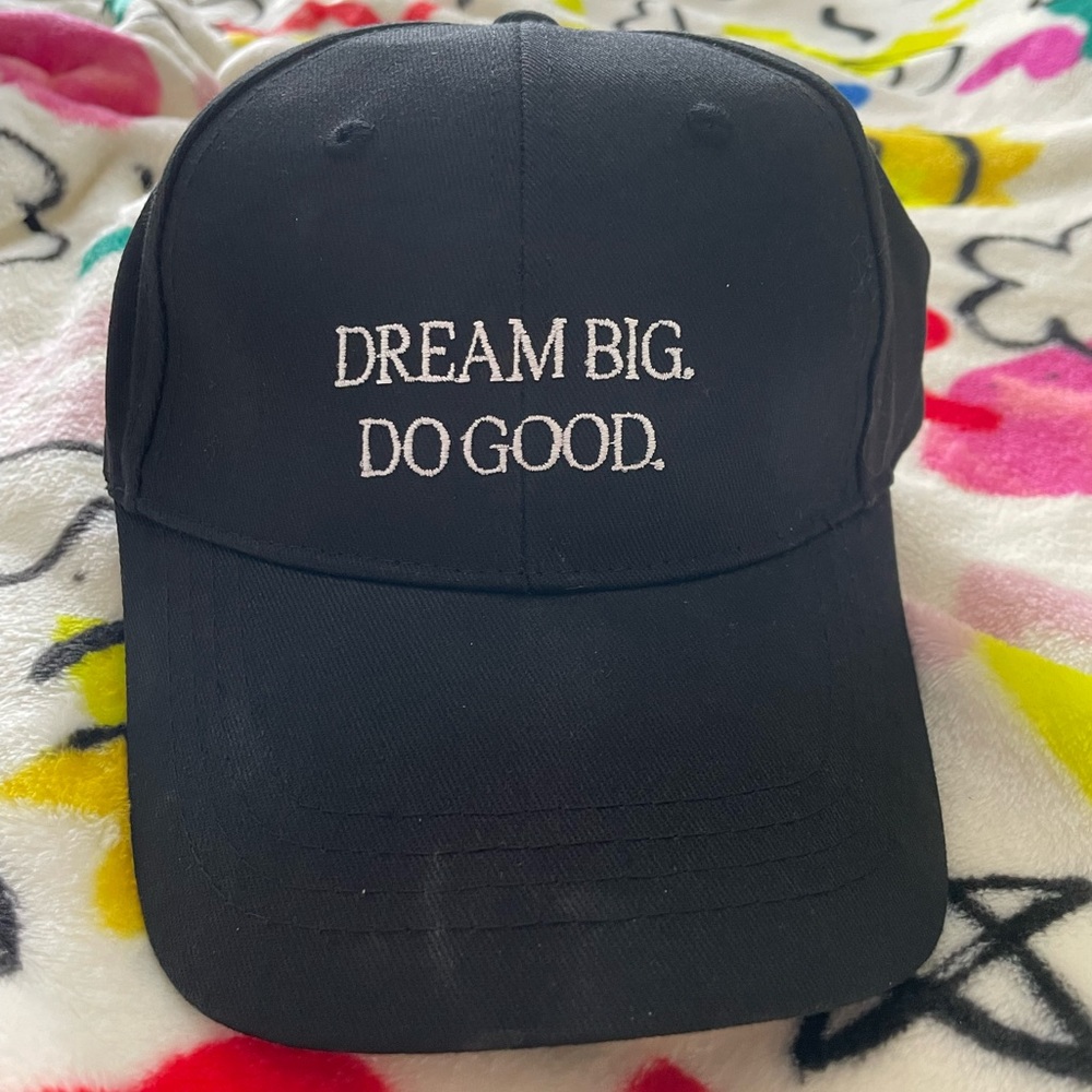 Ivory Ella Hat. NWT